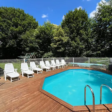 170m2 Avec Clim- Piscine Privee - Jacuzzi - 5 - 8 Lits - 12 Pers Max - 20 Min D'aurillac Chalet *