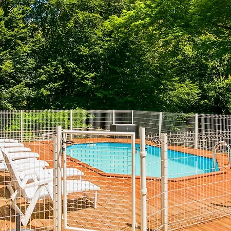 170m2 Avec Clim- Piscine Privee - Jacuzzi - 5 - 8 Lits - 12 Pers Max - 20 Min D'aurillac