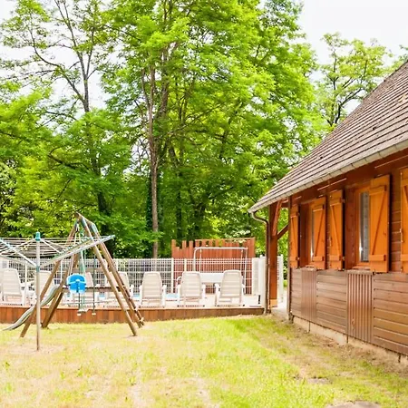 170m2 Avec Clim- Piscine Privee - Jacuzzi - 5 - 8 Lits - 12 Pers Max - 20 Min D'aurillac Boisset (Cantal)