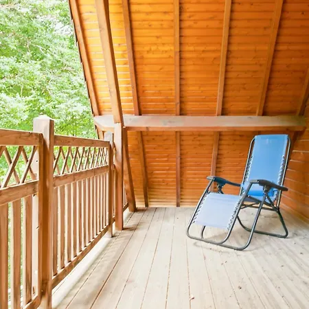 Chalet 170m2 Avec Clim- Piscine Privee - Jacuzzi - 5 - 8 Lits - 12 Pers Max - 20 Min D'aurillac Boisset (Cantal)