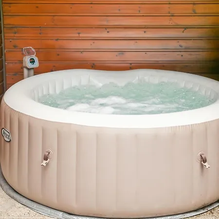 170m2 Avec Clim- Piscine Privee - Jacuzzi - 5 - 8 Lits - 12 Pers Max - 20 Min D'aurillac * Boisset (Cantal)